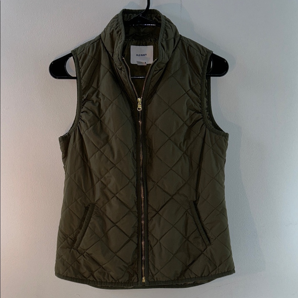 Old Navy Dark Green Quilted Vest